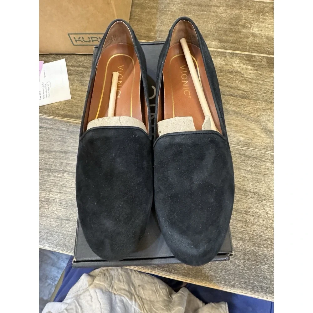 Vionic Willa‎ Women Slip-on Flat Black Velvet Suede Shoes Size 6 Ballet Loafer